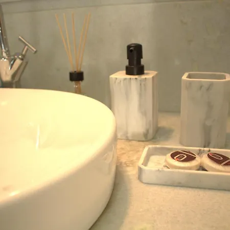 Apartment Luxury Flats , Piazza Erbe With Balcony On Main Square *