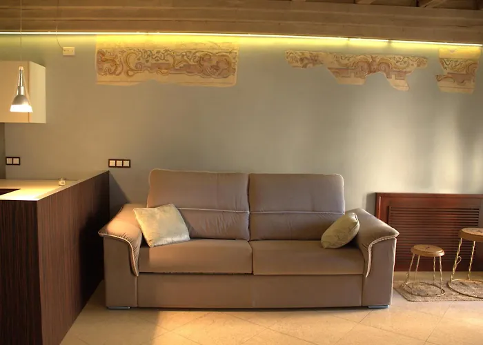 Luxury Flats , Piazza Erbe With Balcony On Main Square