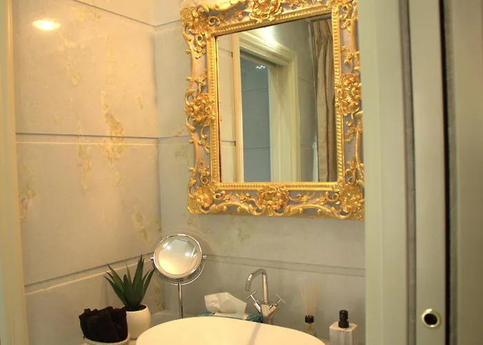 Luxury Flats , Piazza Erbe With Balcony On Main Square Daire *