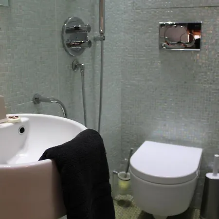Luxury Flats , Piazza Erbe With Balcony On Main Square Apartment Verona