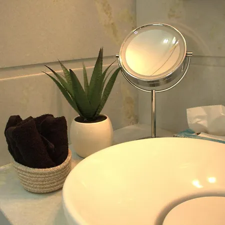 Luxury Flats , Piazza Erbe With Balcony On Main Square Apartment